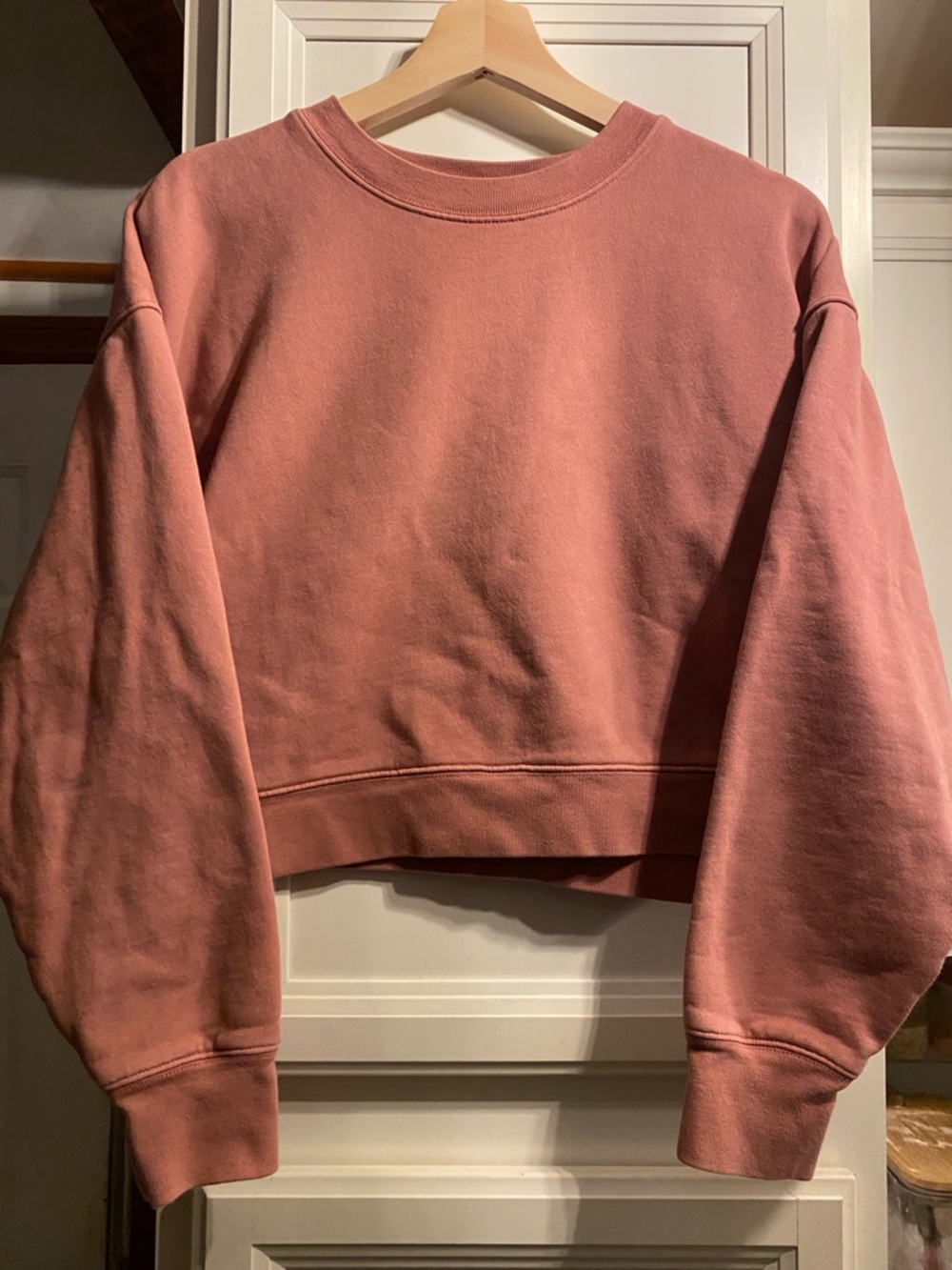 Girlfriend Collective Cropped Dusty Rose Crewneck Sweatshirt